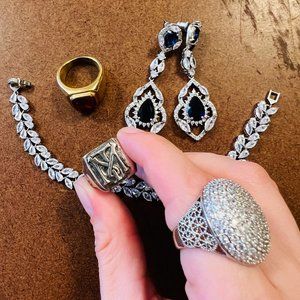 Scarface Jewelry Set - Halloween Couple - Tony Montana & Elvira Hancock